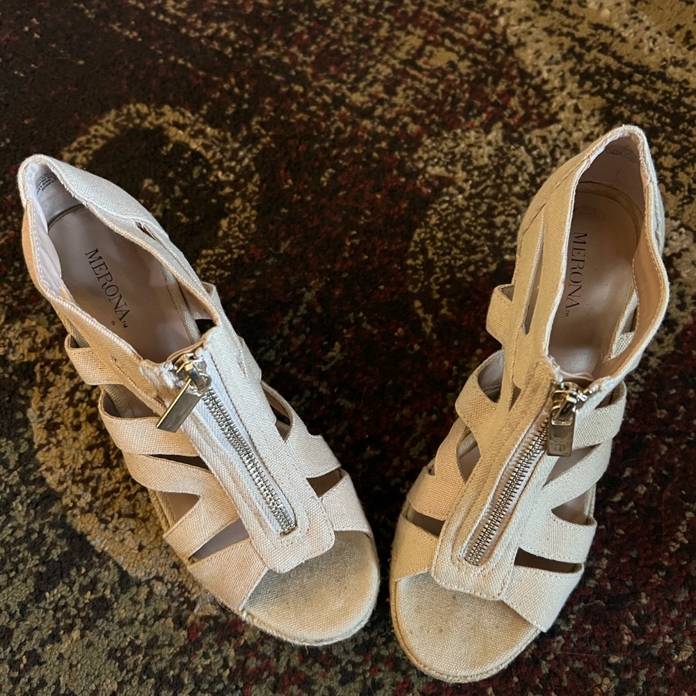 Merona Tan Women's Sandals with Zipper Detail